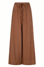 Load image into Gallery viewer, Daisy Embroidery Pants - Pecan
