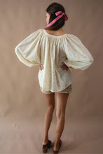 Load image into Gallery viewer, Juniper Blouse - Sugar
