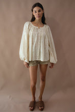 Load image into Gallery viewer, Juniper Blouse - Sugar
