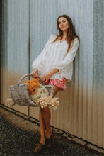 Load image into Gallery viewer, Juniper Blouse - Sugar
