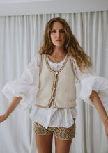Load image into Gallery viewer, Posy Crochet Vest - Sugar
