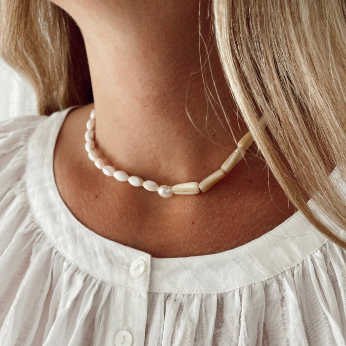 Marigold Necklace - Shell & Pearl